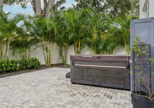 Photo 44 of Single family home for sale at 3513 W Tacon St, TAMPA, FL 33629 | MLS# TB8552873 | Listing updated on 2026-10-07