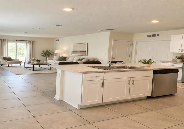 Photo 4 of Single family home for sale at 1560 Gladewater Rd, Kissimmee, FL 34744 | MLS# S5158436 | Listing updated on 2026-10-06