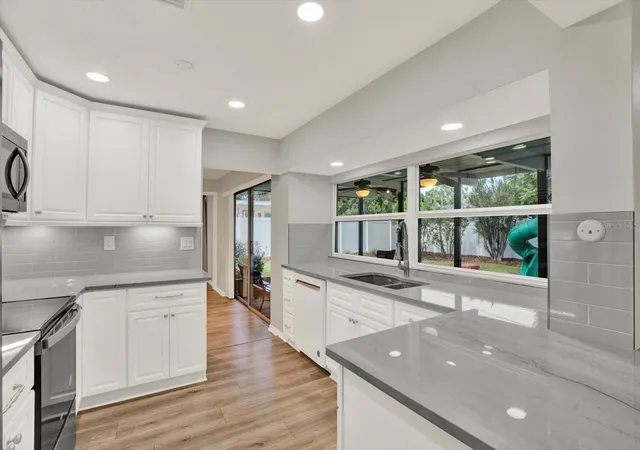 Photo 3 of Sale Pending at 1820 Northwood Dr, Clearwater, FL 33764 | MLS# TB8552880 | Listing updated on 2026-10-02