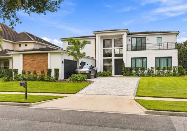 Photo 1 of Mansion for sale at 15614 Espalier Way, Winter Garden, FL 34787 | MLS# O6445414 | Listing updated on 2026-10-02