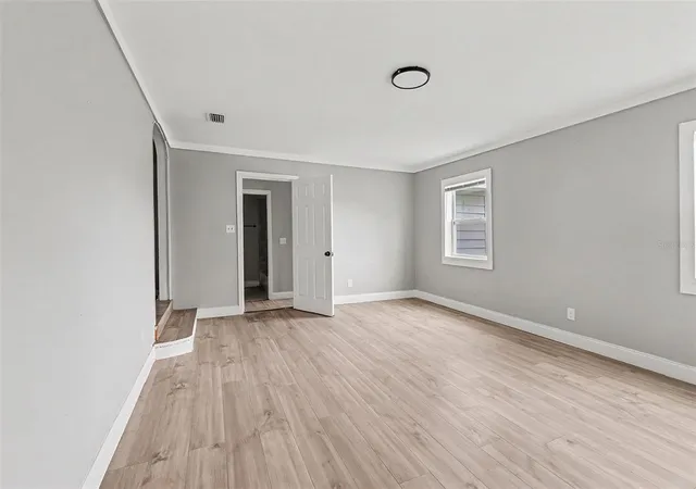 Photo 4 of Single family home for sale at 3505 Poinsetta St, Jacksonville, FL 32254 | MLS# TB8552886 | Listing updated on 2026-10-05