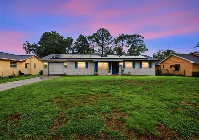 Single family home for sale at 1085 Eagles Nest Ave, DELTONA, FL 32725 | MLS# V4951550