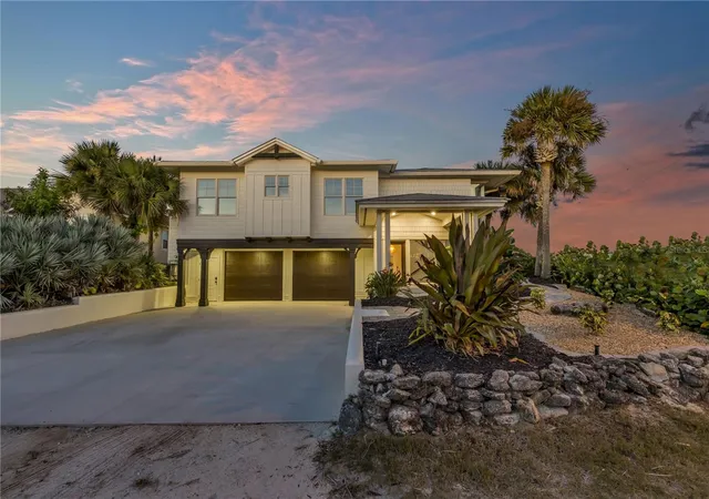 Photo 2 of Single family home for sale at 3111 Hill St, New Smyrna Beach, FL 32169 | MLS# NS1089369 | Listing updated on 2026-09-30