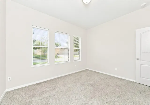 Photo 3 of Single family home for sale at 411 Hammerstone Ave, Haines City, FL 33844 | MLS# O6445428 | Listing updated on 2026-09-30