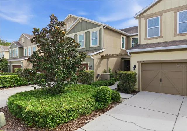 Photo 4 of Townhouse for sale at 11722 Casa Lago Ln, Tampa, FL 33626 | MLS# TB8552890 | Listing updated on 2026-10-01