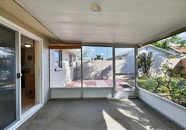 Listing Photo 5 - Condo for sale in building located at 25 1st Ave, ENGLEWOOD, FL 34223