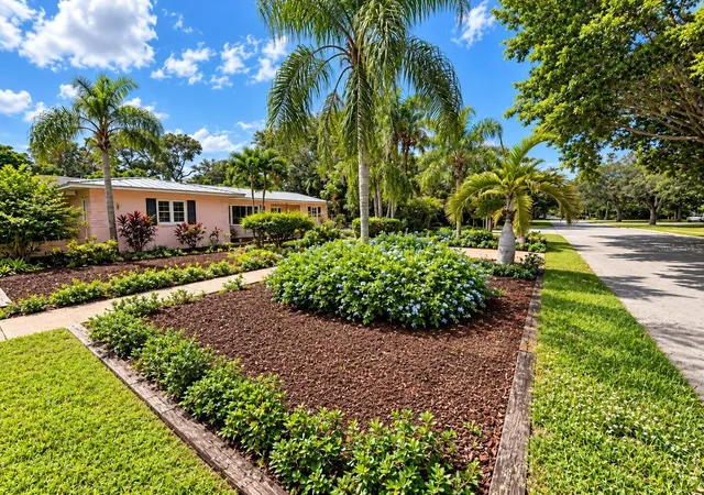 Photo 3 of Single family home for sale at 332 Ne 92nd Street, Miami Shores, FL 33138 | MLS# TB8552891 | Listing updated on 2026-10-01