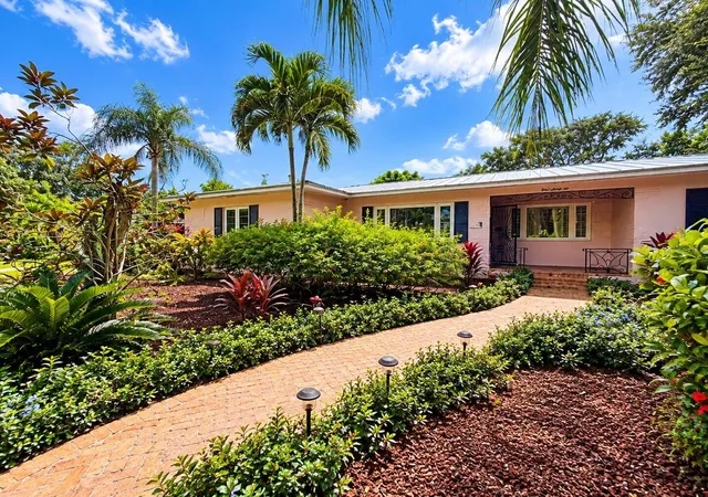 Photo 3 of Single family home for sale at 332 NE 92nd Street, Miami Shores, FL 33138 | MLS# TB8552891 | Listing updated on 2026-10-01