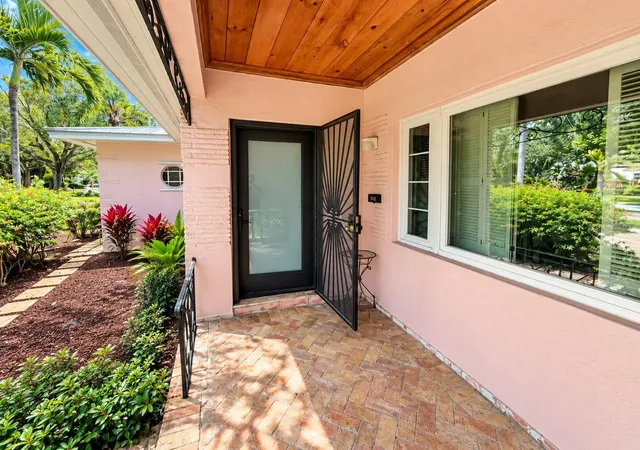 Photo 4 of Single family home for sale at 332 NE 92nd Street, Miami Shores, FL 33138 | MLS# TB8552891 | Listing updated on 2026-10-01