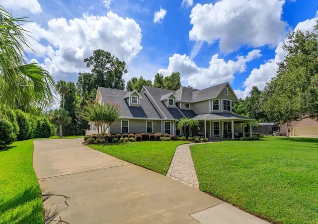 Photo 3 of Single family home for sale at 872 Sweetwater Is Cir, Longwood, FL 32779 | MLS# O6445430 | Listing updated on 2026-10-08