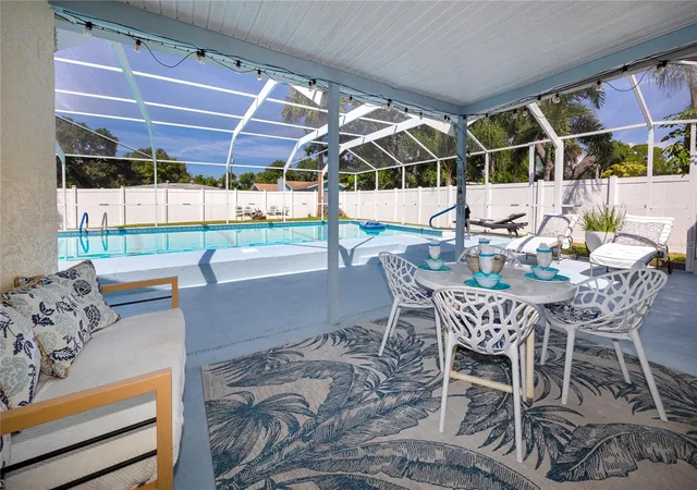 Photo 2 of Single family home for sale at 14803 Sunset Dr, Largo, FL 33774 | MLS# TB8552892 | Listing updated on 2026-10-06