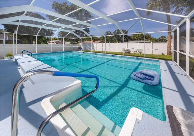 Photo 3 of Single family home for sale at 14803 Sunset Dr, Largo, FL 33774 | MLS# TB8552892 | Listing updated on 2026-10-06