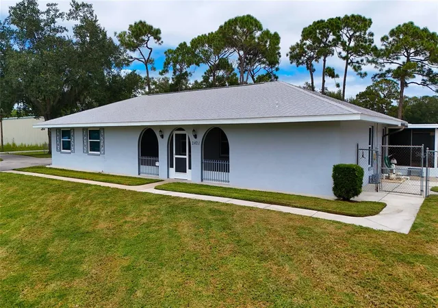 Photo 3 of Sale Pending at 2421 47th Street, Sarasota, FL 34234 | MLS# A4707710 | Listing updated on 2026-10-03