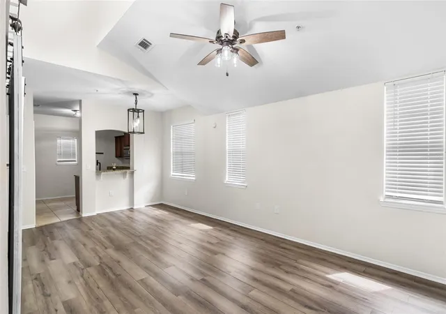 Listing Photo 5 - Condo for sale in building located at 1321 Arbor Vis Loop, Lake Mary, FL 32746 - Unit #321