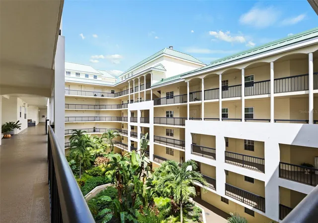 Photo 4 of Condo for sale at 1000 S Harbour Is Blvd #2404, Tampa, FL 33602 | MLS# TB8552896 | Listing updated on 2026-10-02
