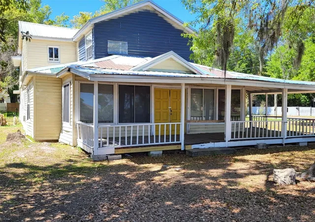 Photo 2 of Single family home for sale at 3520 N Florida Ave, Lakeland, FL 33805 | MLS# O6445442 | Listing updated on 2026-09-29
