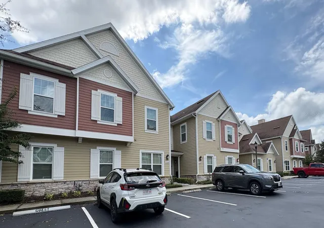 Photo 2 of Townhouse for sale at 7548 Sunville Ave, Kissimmee, FL 34747 | MLS# O6445443 | Listing updated on 2026-10-10