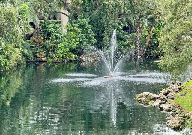 Listing Photo 4 - Condo for sale in building located at 3450 Wood Owl Cir, Bradenton, FL 34210 - Unit #284