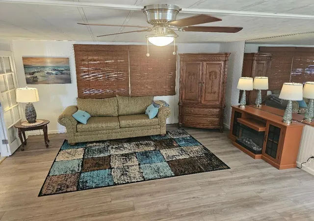 Photo 3 of Manufactured home for sale at 5619 Bayshore Rd #115, Palmetto, FL 34221 | MLS# A4707714 | Listing updated on 2026-10-03