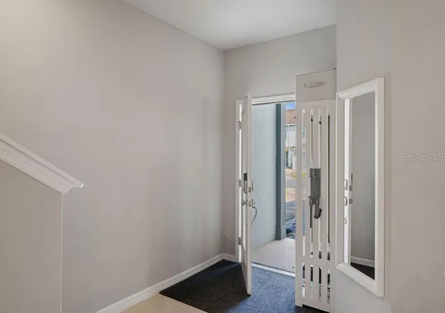 Photo 3 of Townhouse for sale at 3954 Plainview Dr, Orlando, FL 32824 | MLS# O6445448 | Listing updated on 2026-10-02