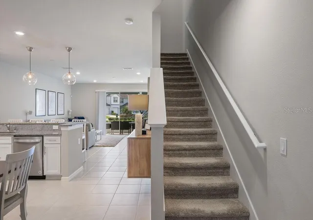 Photo 3 of Townhouse for sale at 3954 Plainview Dr, Orlando, FL 32824 | MLS# O6445448 | Listing updated on 2026-10-02