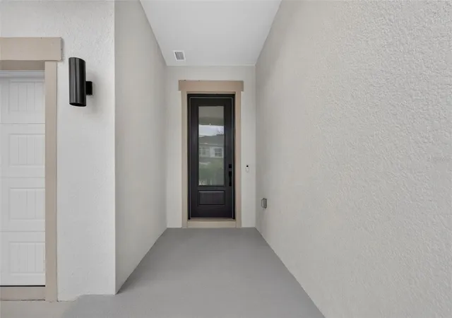 Photo 4 of Single family home for sale at 3210 Tour Tr, Land O Lakes, FL 34638 | MLS# TB8552913 | Listing updated on 2026-09-30