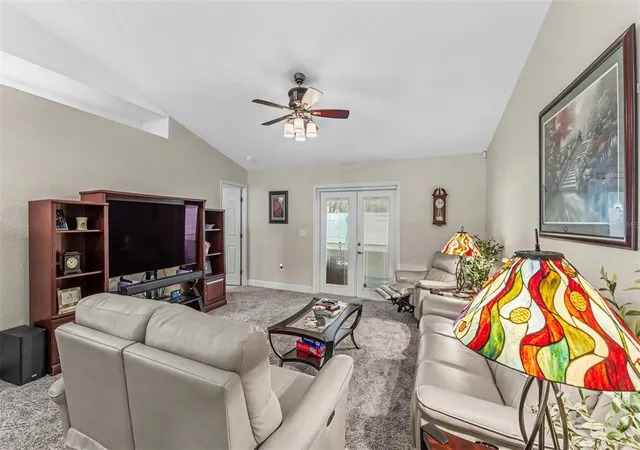 Photo 3 of Single family home for sale at 6816 Shepherd Oaks Rd, Lakeland, FL 33811 | MLS# L4965407 | Listing updated on 2026-10-05