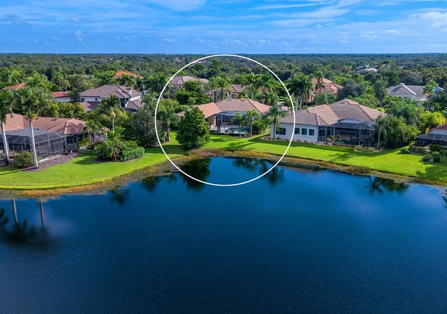 Photo 3 of Single family home for sale at 6906 Belmont Ct, Lakewood Ranch, FL 34202 | MLS# A4707718 | Listing updated on 2026-10-05