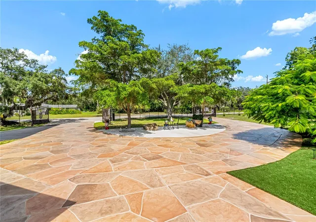 Photo 3 of Single family home for sale at 2660 57th Street, Sarasota, FL 34243 | MLS# A4707720 | Listing updated on 2026-10-06