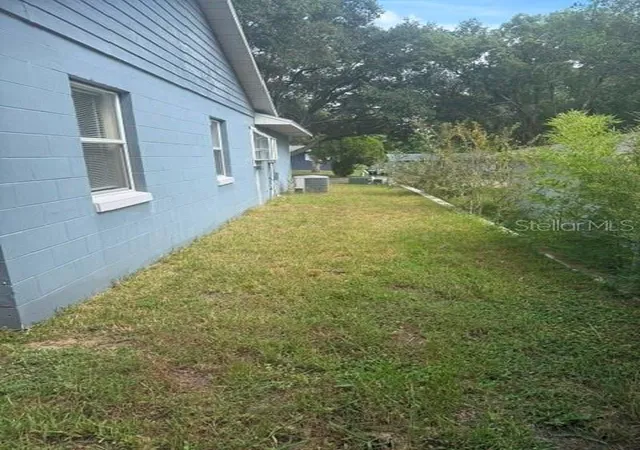 Photo 4 of Single family home for sale at 105 Isabel St, Minneola, FL 34715 | MLS# G5118373 | Listing updated on 2026-09-29