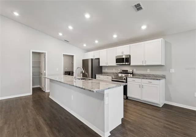 Photo 2 of Single family home for sale at 1373 Mezzavalle Way, Auburndale, FL 33823 | MLS# G5118375 | Listing updated on 2026-10-01