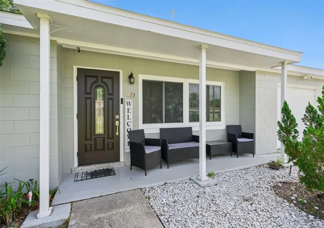 Photo 2 of Single family home for sale at 1123 Hampton St, Clermont, FL 34711 | MLS# O6445462 | Listing updated on 2026-10-22