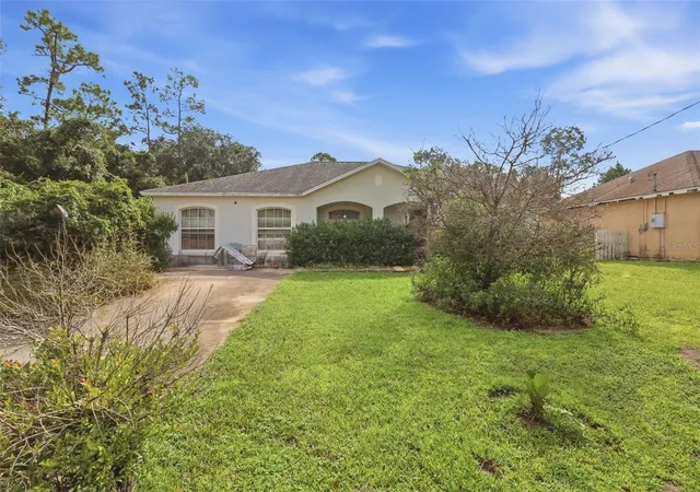Photo 3 of Single family home for sale at 1045 8th Avenue, Deland, FL 32724 | MLS# V4951552 | Listing updated on 2026-09-30