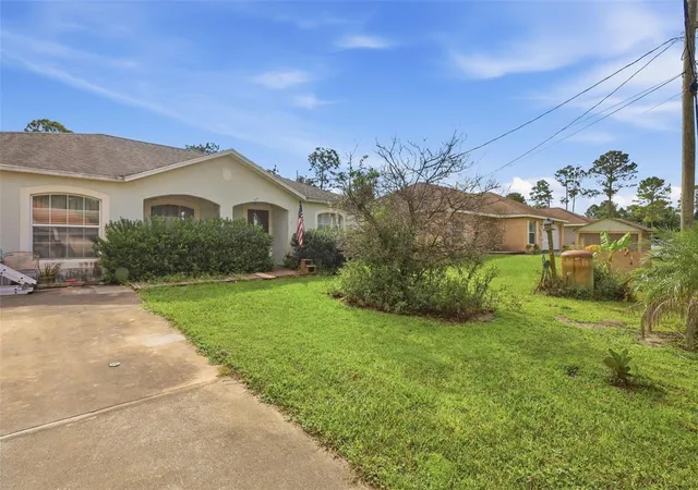 Photo 4 of Single family home for sale at 1045 8th Avenue, Deland, FL 32724 | MLS# V4951552 | Listing updated on 2026-09-30
