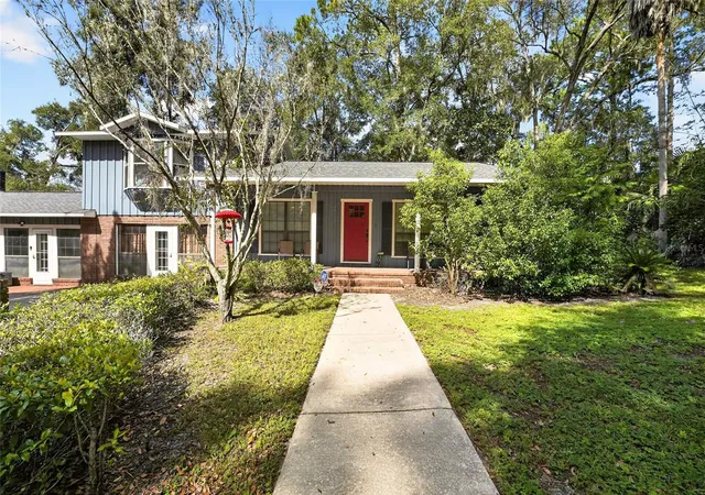 Single family home for sale at 18784 NW 230th Street, HIGH SPRINGS, FL 32643 | MLS# GC543841