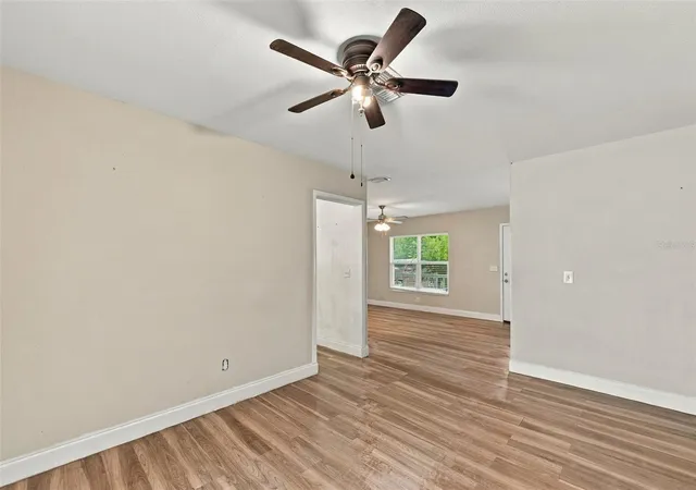 Photo 3 of Single family home for sale at 702 Camellia Ct, Seffner, FL 33584 | MLS# TB8552939 | Listing updated on 2026-10-22