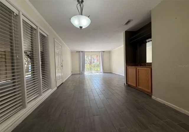 Photo 4 of Condo for sale at 507 NW 39th Road #102, Gainesville, FL 32607 | MLS# GC543842 | Listing updated on 2026-09-29