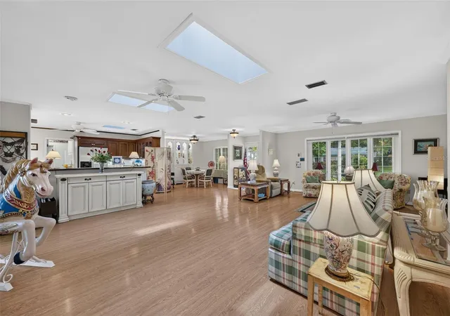 Photo 3 of Single family home for sale at 120 Lake Destiny Trl, Altamonte Springs, FL 32714 | MLS# O6445475 | Listing updated on 2026-10-08