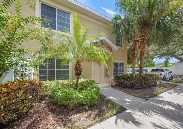 Townhouse for sale at 3511 45th Terrace W #102, BRADENTON, FL 34210 | MLS# A4707732