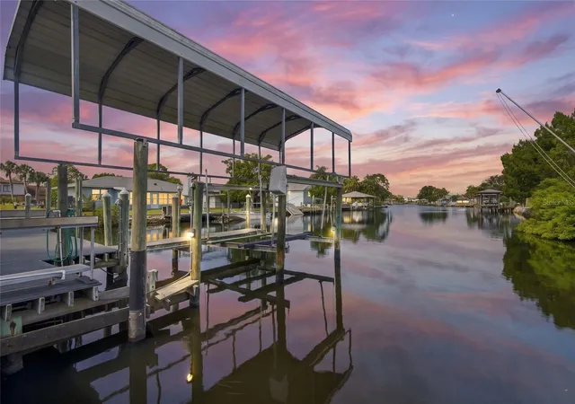 Single family home for sale at 11675 W Dixie Shrs Dr, CRYSTAL RIVER, FL 34429 | MLS# OM733028