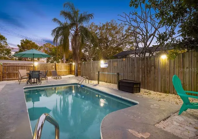 Photo 3 of Single family home for sale at 201 South St, Palm Harbor, FL 34683 | MLS# TB8552944 | Listing updated on 2026-10-05