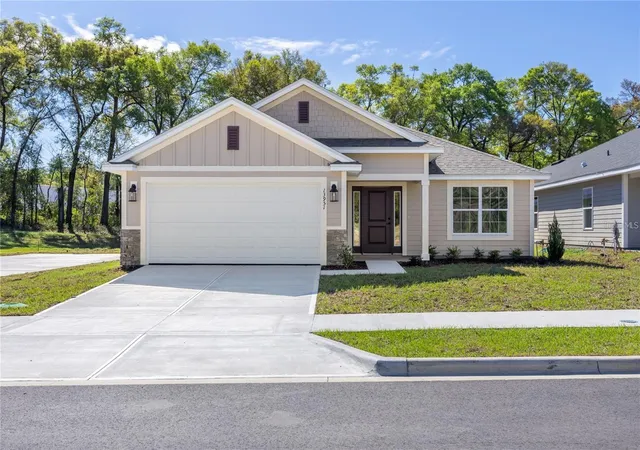 Photo 2 of Single family home for sale at 213 Sw Bellflower Dr, Lake City, FL 32024 | MLS# GC543845 | Listing updated on 2026-09-29