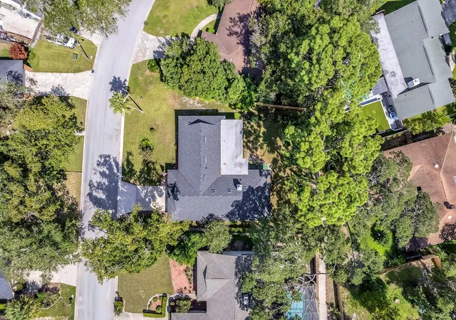 Photo 3 of Single family home for sale at 206 Duncan Trl, Longwood, FL 32779 | MLS# R4912072 | Listing updated on 2026-10-03