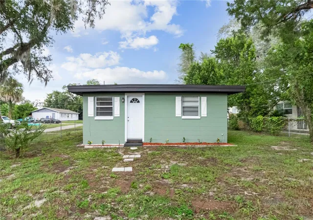 Single family home for sale at 1410 E 98th Avenue, TAMPA, FL 33612 | MLS# TB8552947