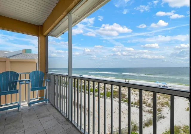 Photo 2 of Condo for sale at 1900 Gulf Dr N #1, Bradenton Beach, FL 34217 | MLS# A4707737 | Listing updated on 2026-10-23