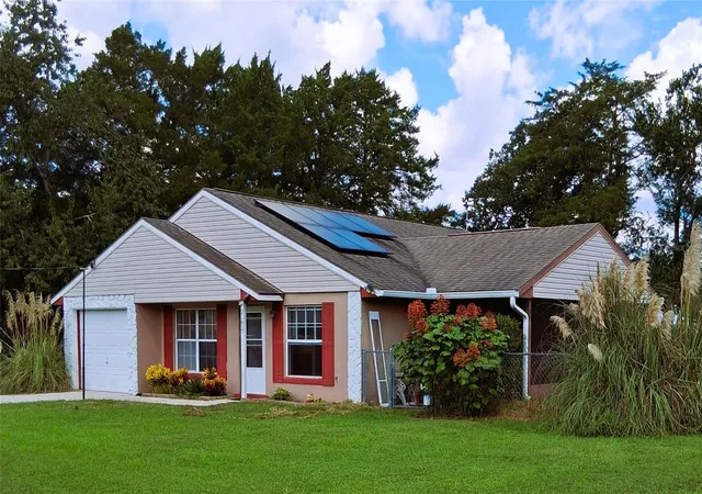 Photo 1 of Single family home for sale at 21617 Sw Peach Blossom St, Dunnellon, FL 34431 | MLS# OM733030 | Listing updated on 2026-09-30