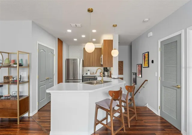 Photo 4 of Condo for sale at 3640 Seneca Clb Loop #101-A, Orlando, FL 32808 | MLS# O6445479 | Listing updated on 2026-10-06