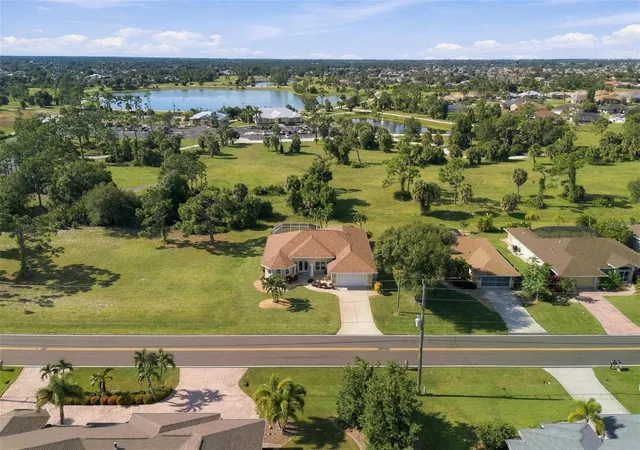Photo 3 of Single family home for sale at 614 Rotonda Cir, Rotonda West, FL 33947 | MLS# C7531318 | Listing updated on 2026-10-02