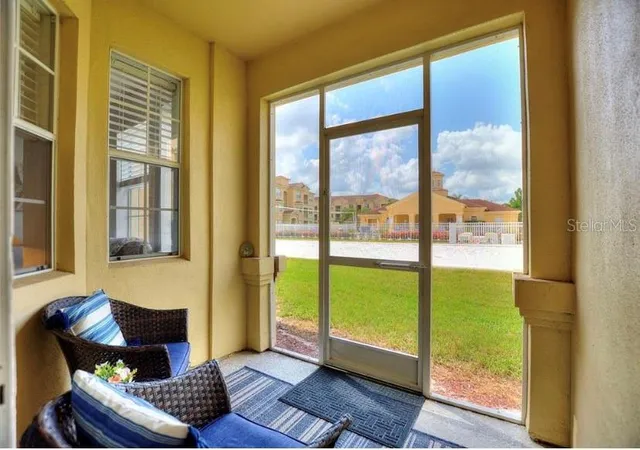 Photo 11 of Condo for sale at 504 Ter Ridge Cir #5, DAVENPORT, FL 33896 | MLS# O6445485 | Listing updated on 2026-09-29