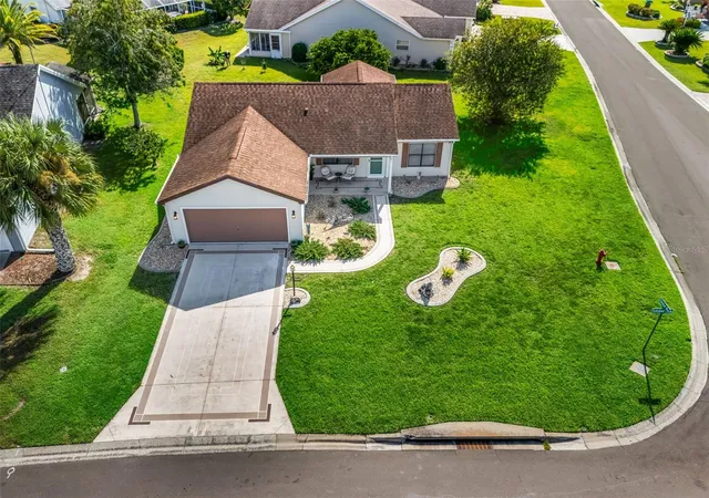 Photo 1 of Single family home for sale at 1056 Soledad Way, Lady Lake, FL 32159 | MLS# G5118379 | Listing updated on 2026-09-29